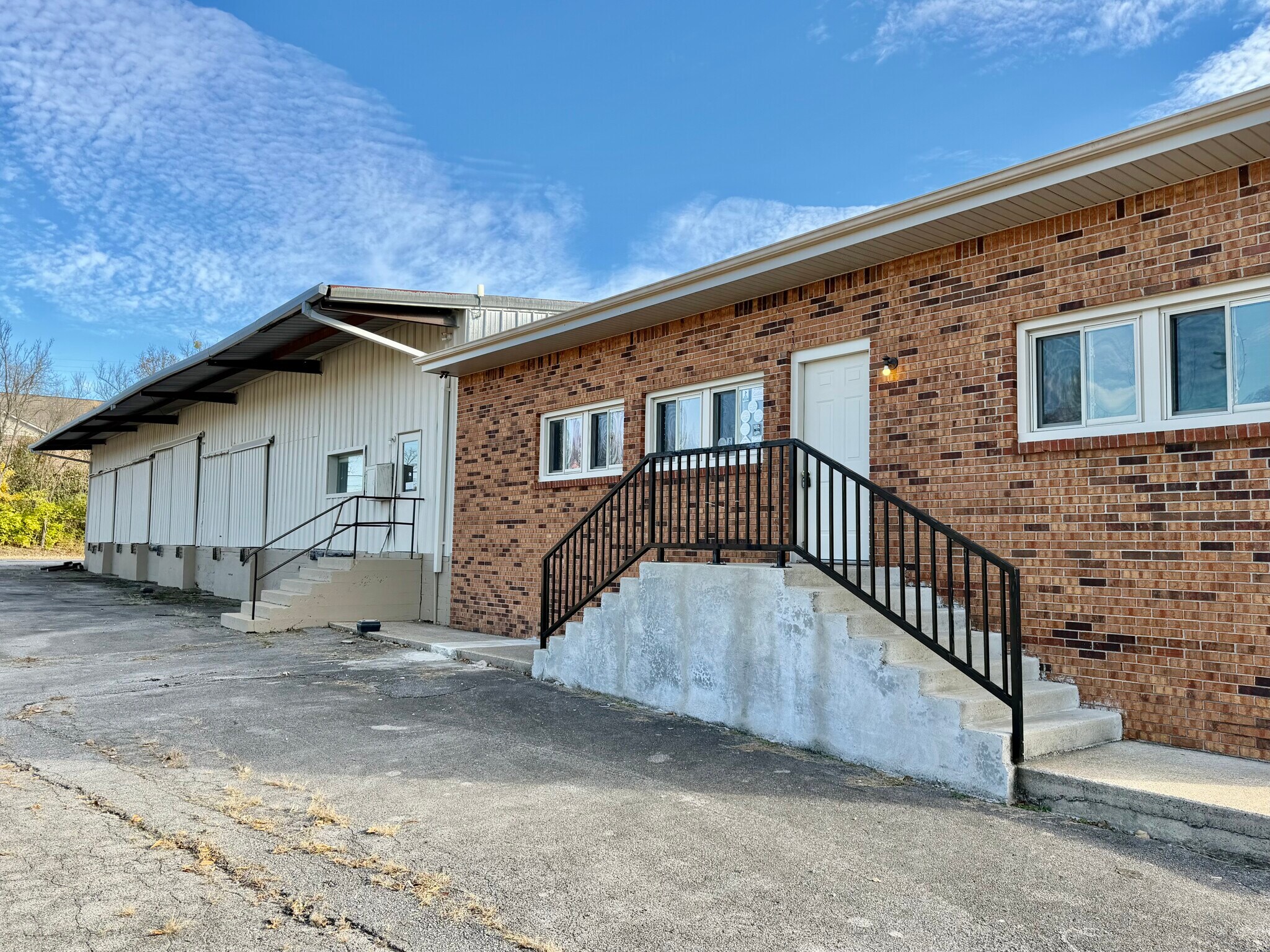 239 James St, Gallatin, TN à louer Photo de l’immeuble– Image 1 sur 13