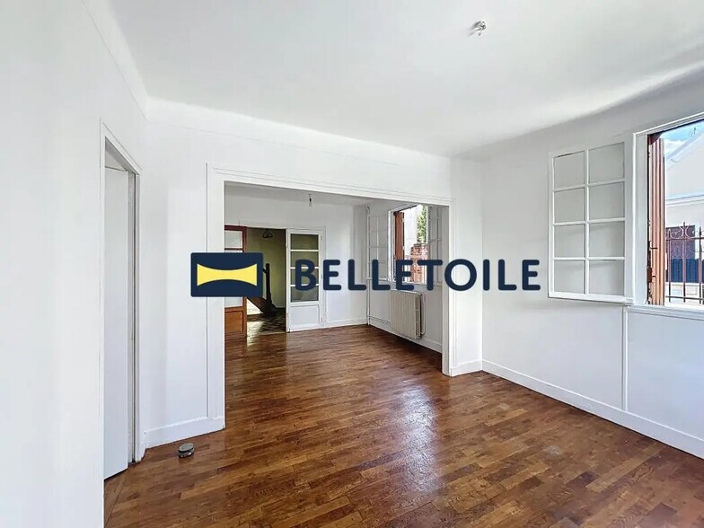 Bureau dans Alfortville à louer - Photo de l’immeuble – Image 1 sur 34