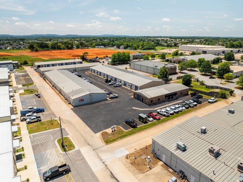 2380 Worth Ln, Springdale, AR à louer - Photo de l’immeuble – Image 1 sur 5