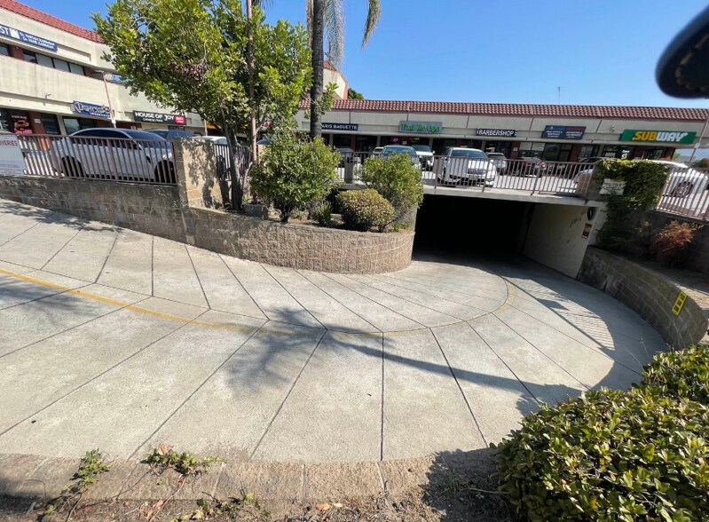 818 N Pacific Ave, Glendale, CA à louer - Photo de l’immeuble – Image 2 sur 9