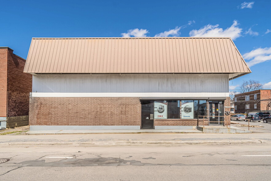 5805 Boul Décarie, Montréal, QC à louer - Photo de l’immeuble – Image 3 sur 26