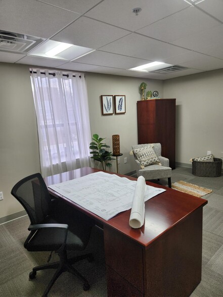 402 E 13th St, Jasper, IN à louer - Photo de l’immeuble – Image 3 sur 4