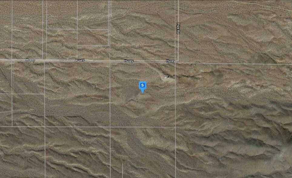 16717 Wishing Well Rd, Oro Grande, CA à vendre - Photo principale – Image 1 sur 1