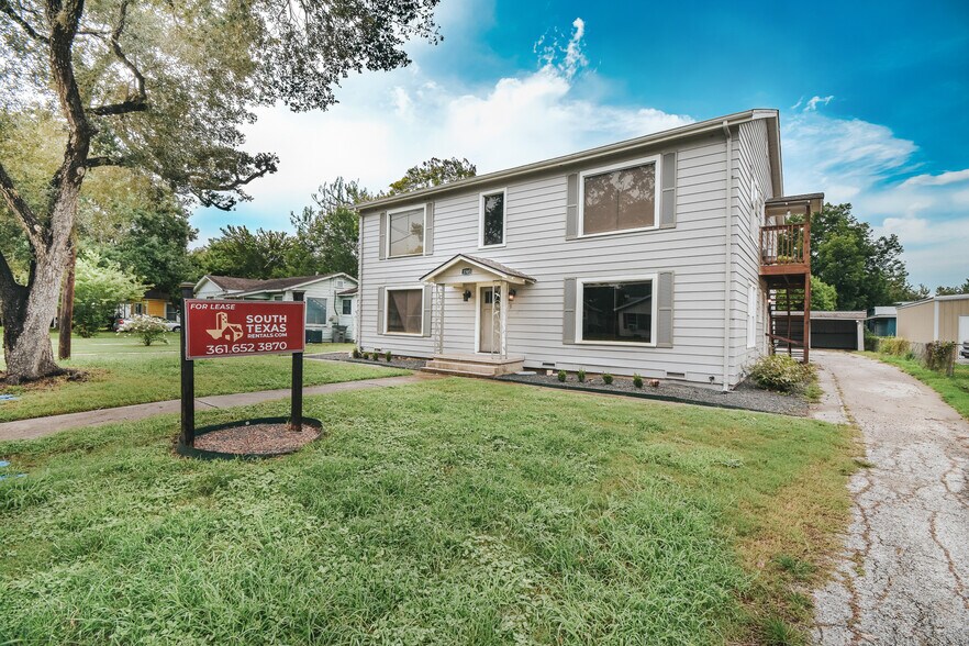 1503 E Virginia Ave, Victoria, TX à vendre - Photo de l’immeuble – Image 2 sur 48