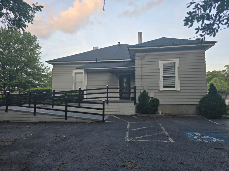 3285 Main St, College Park, GA à vendre - Photo de l’immeuble – Image 3 sur 18