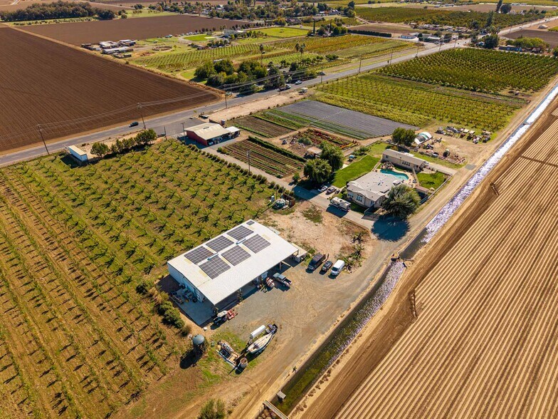 2017 Walnut Blvd, Brentwood, CA à vendre - Photo de l’immeuble – Image 3 sur 38