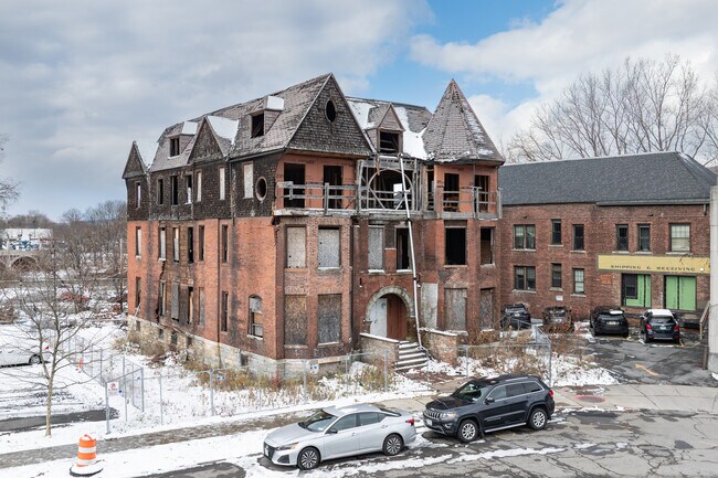 Plus de détails pour 263 Washington St, Binghamton, NY - Logement aux enchères