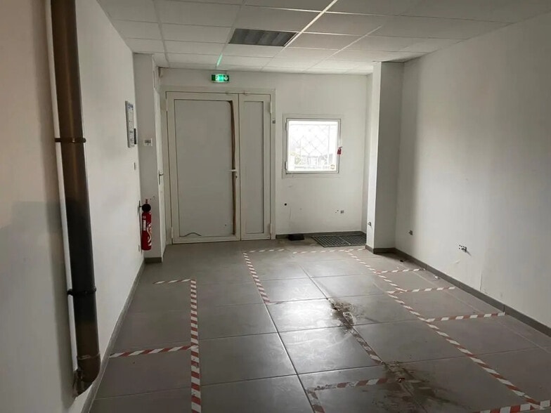 Bureau dans Vendargues à louer - Photo intérieure – Image 2 sur 6