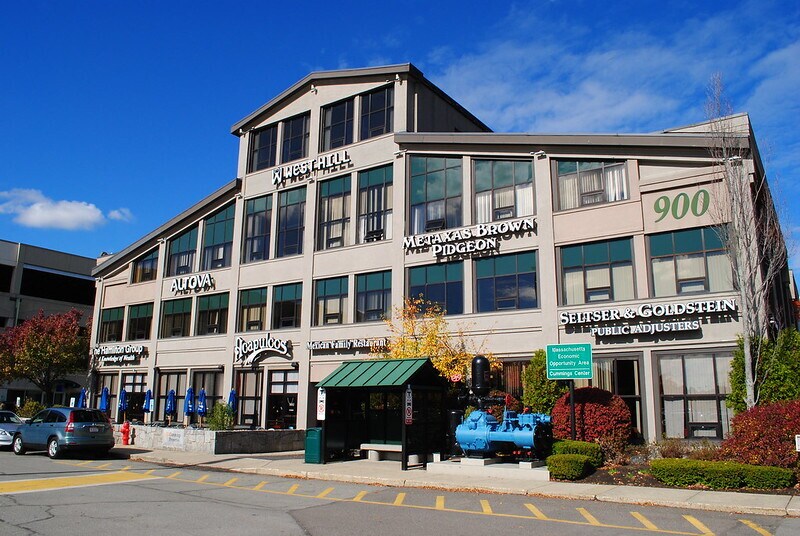 900 Cummings Ctr, Beverly, MA à louer - Photo principale – Image 1 sur 17