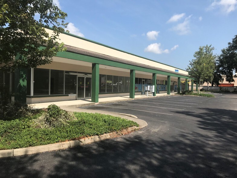 7100-7114 W University Ave, Gainesville, FL à louer - Photo de l’immeuble – Image 2 sur 5