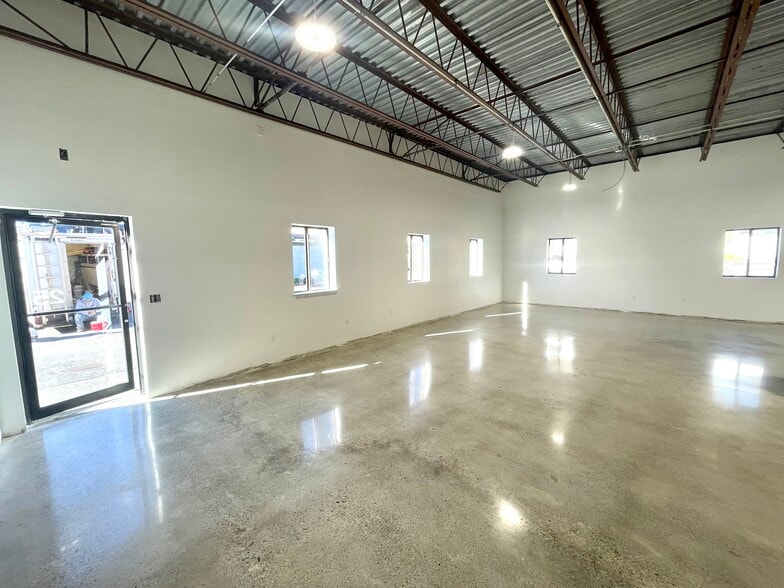 25 Clarendon St, Watertown, MA à louer - Photo intérieure – Image 2 sur 8