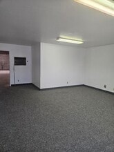 3334 W McDowell Rd, Phoenix, AZ à louer Photo de l’immeuble– Image 2 sur 4