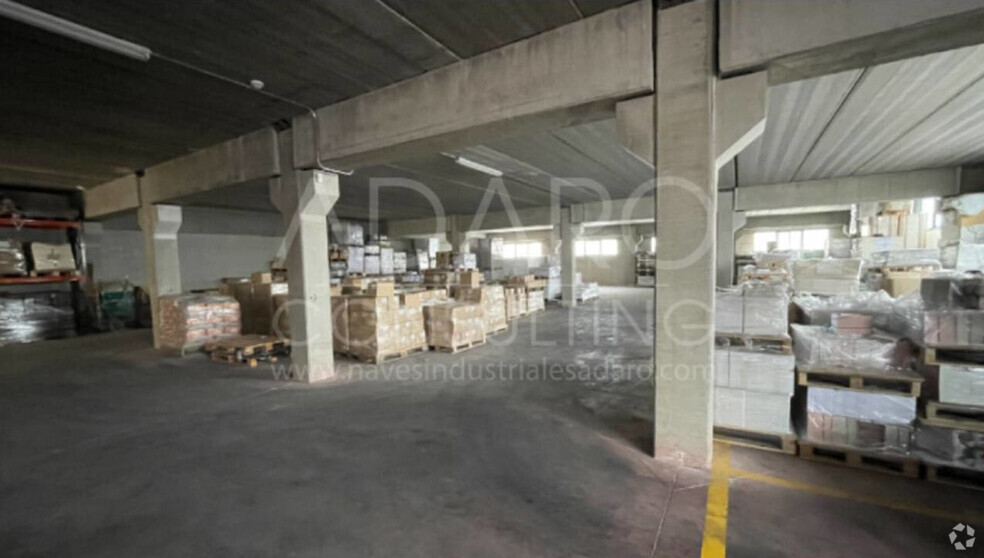 Industriel/Logistique dans Móstoles, Madrid à vendre - Photo de l’immeuble – Image 2 sur 3