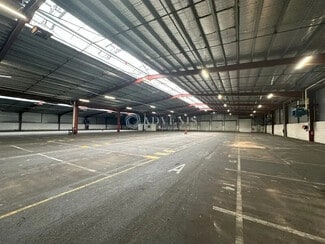 Plus de détails pour Local d’activités à vendre