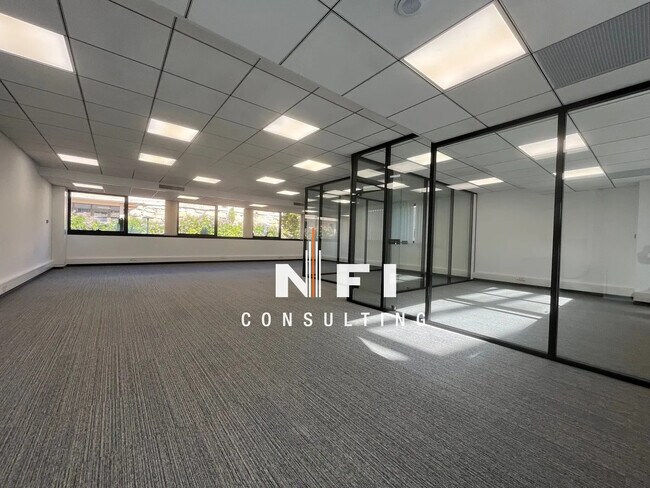 Plus de détails pour Bureau à louer