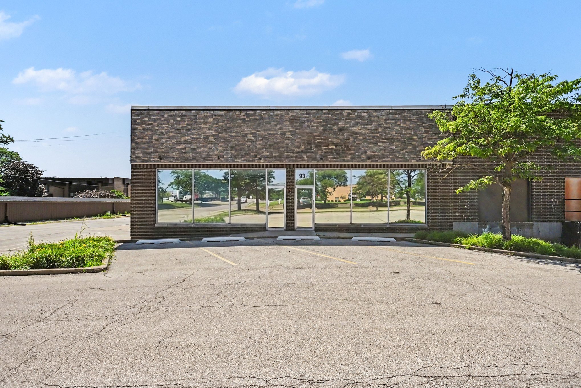 93 Caterpillar Dr, Joliet, IL à louer Photo de l’immeuble– Image 1 sur 9