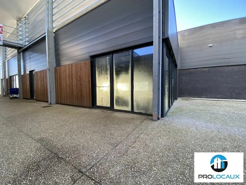 Local commercial dans Glisy à vendre - Photo de l’immeuble – Image 2 sur 5