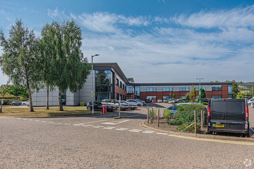 Dyce Dr, Aberdeen à louer - Photo de l’immeuble – Image 2 sur 3