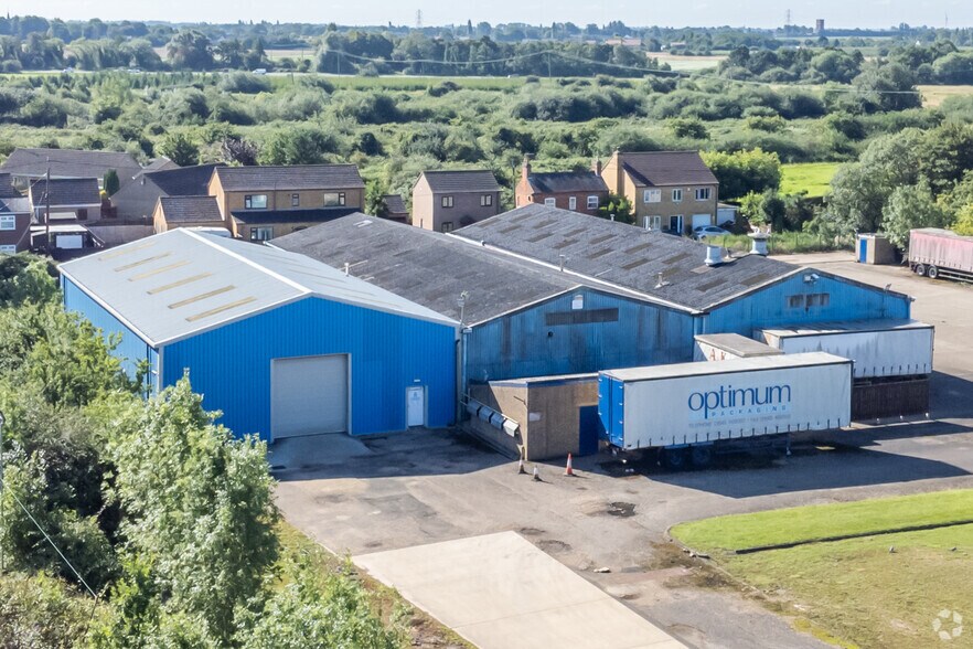 107 New Drove, Wisbech à louer - Photo de l’immeuble – Image 1 sur 6