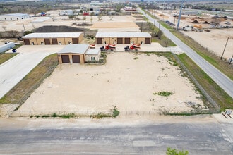 7977 Old Bastrop Rd, New Braunfels, TX à louer Photo intérieure– Image 2 sur 6