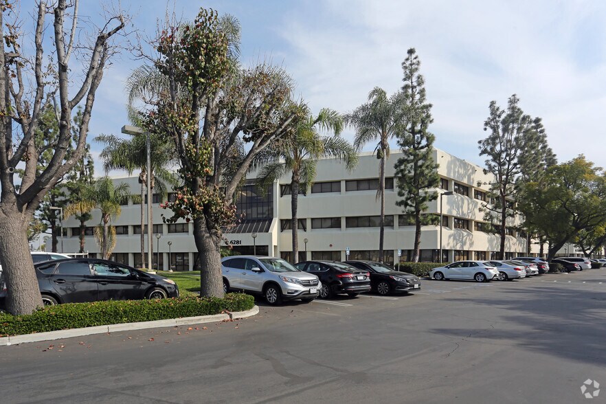 6281 Beach Blvd, Buena Park, CA à louer - Photo principale – Image 1 sur 8