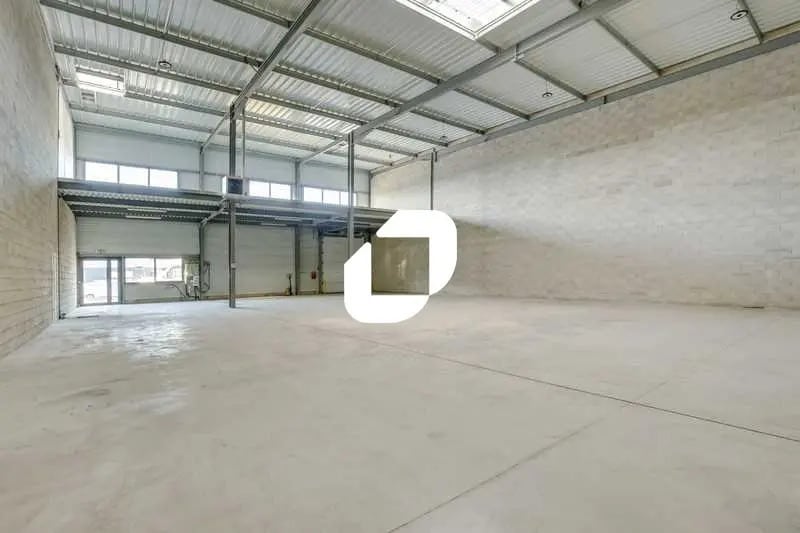 17 Rue Henri Becquerel, Aulnay-sous-Bois à louer - Photo de l’immeuble – Image 3 sur 12