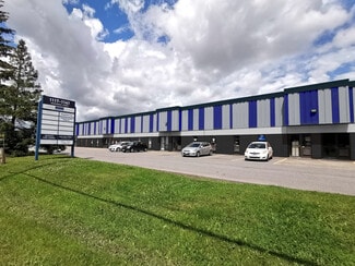 Plus de détails pour 1117-1141 Newmarket St, Ottawa, ON - Industriel/Logistique à louer