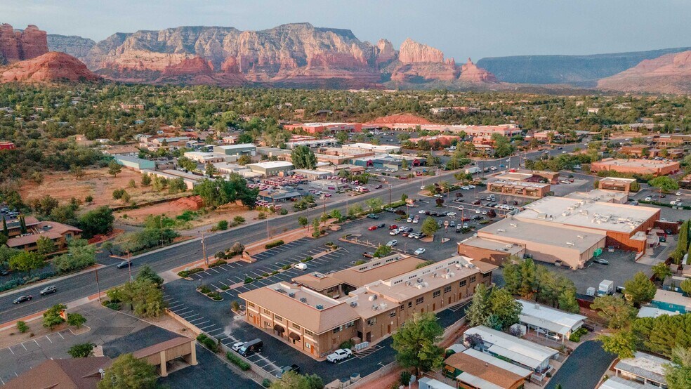 2155 W State Route 89A, Sedona, AZ à vendre - Photo principale – Image 1 sur 62