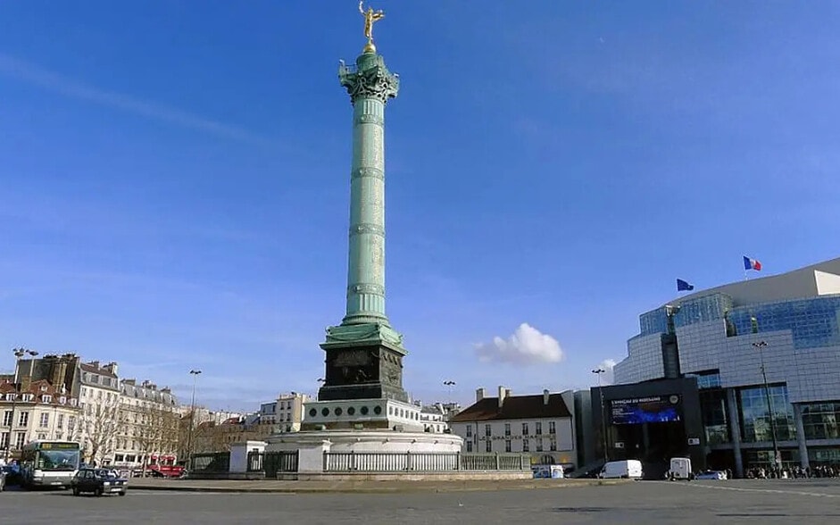 Local commercial dans Paris à louer - Photo de l’immeuble – Image 3 sur 3