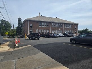 Plus de détails pour 3400 Dennison Ave, Drexel Hill, PA - Bureau à louer