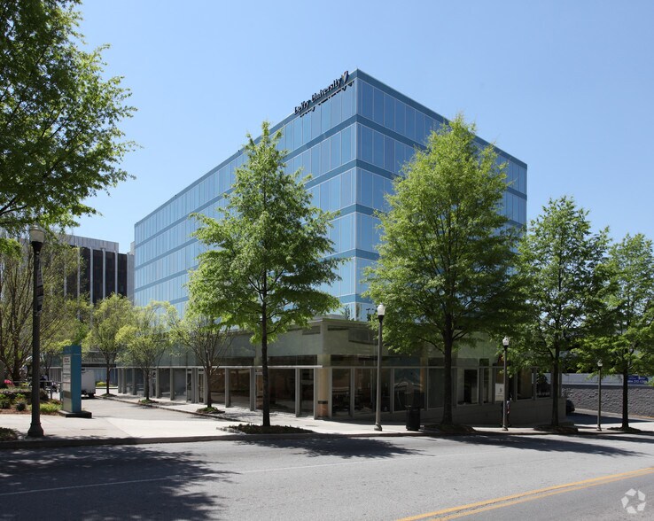 1 W Court Sq, Decatur, GA à louer - Photo de l’immeuble – Image 2 sur 25
