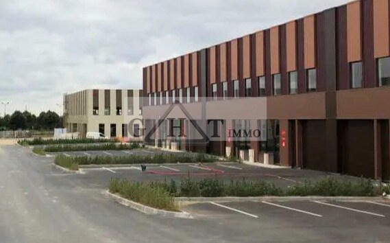 Industriel/Logistique dans Tremblay-en-France à vendre - Photo de l’immeuble – Image 3 sur 5