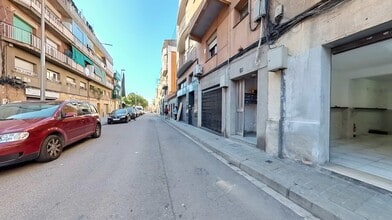 Local commercial dans Santa Coloma de Gramenet, Barcelona à louer Photo intérieure– Image 2 sur 9