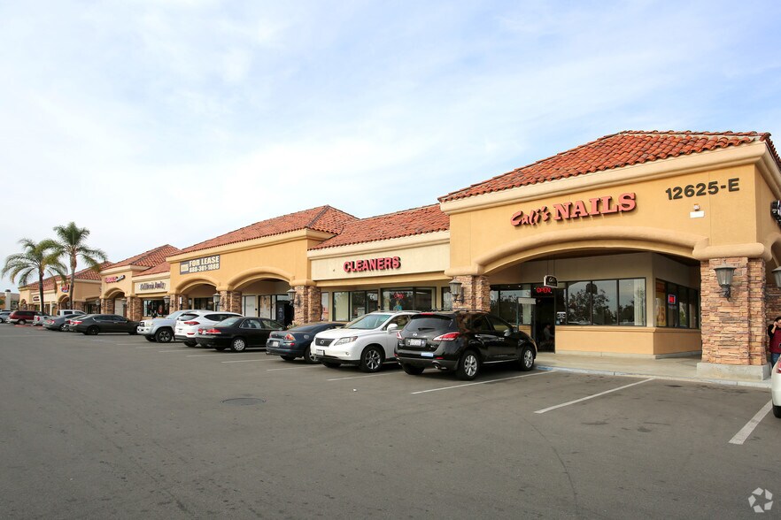 22950 Towngate Blvd, Moreno Valley, CA à louer - Photo de l’immeuble – Image 2 sur 2