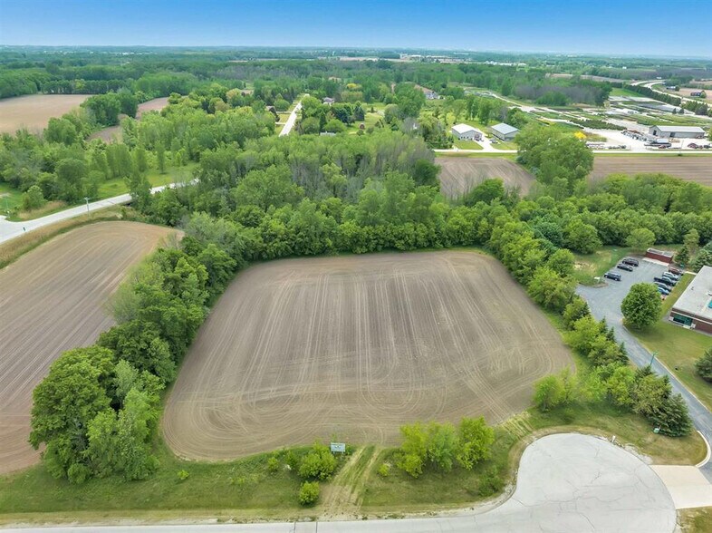Equestrian Ct, Green Bay, WI à vendre - Autre – Image 2 sur 2