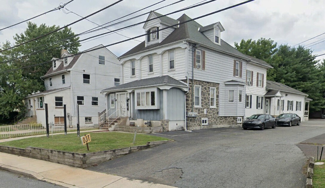 1924 Parker Ave, Holmes, PA à louer Photo de l’immeuble– Image 1 sur 3