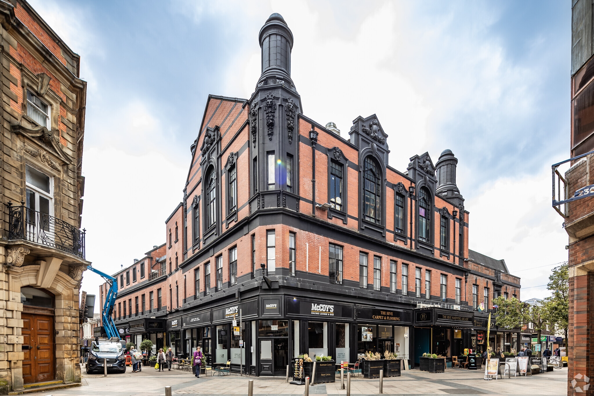 27-31 Sankey St, Warrington à louer Photo principale– Image 1 sur 5