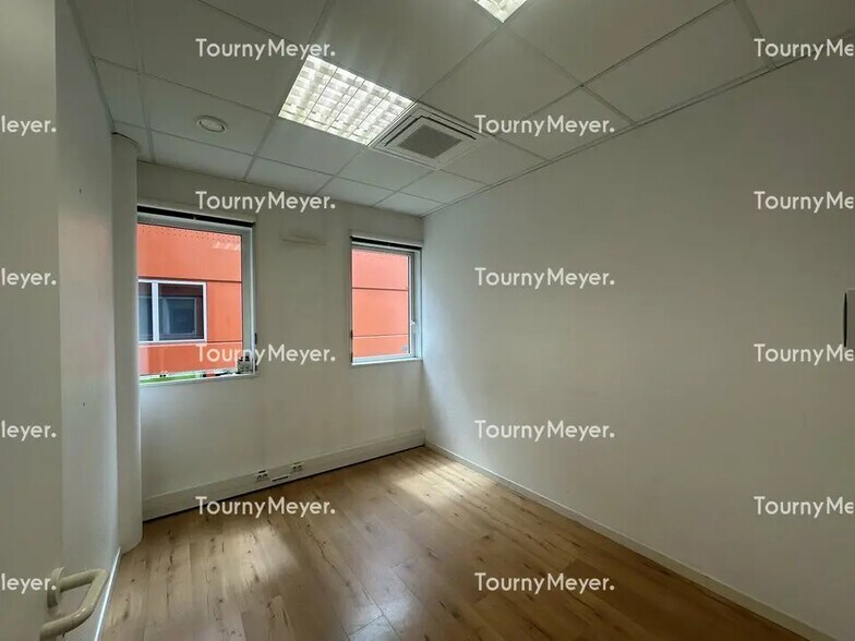 Bureau dans Saint-Herblain à louer - Photo de l’immeuble – Image 3 sur 5