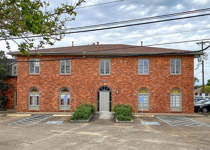 401 Veterans Memorial Blvd, Metairie, LA à louer - Photo de l’immeuble – Image 1 sur 2