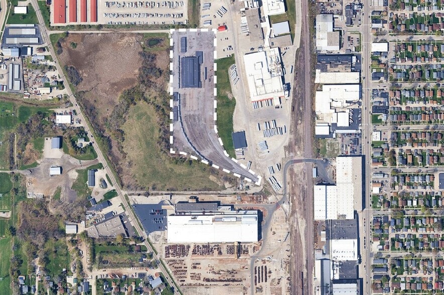 5000 S Whitnall Ave, Cudahy, WI à vendre - Aérien – Image 1 sur 8