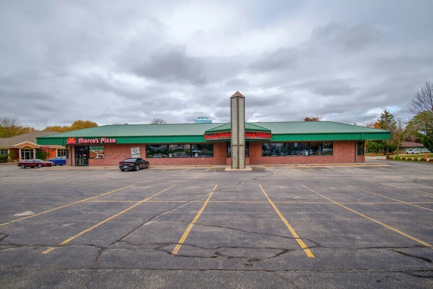 2700 E Calumet St, Appleton, WI à louer - Photo de l’immeuble – Image 1 sur 5