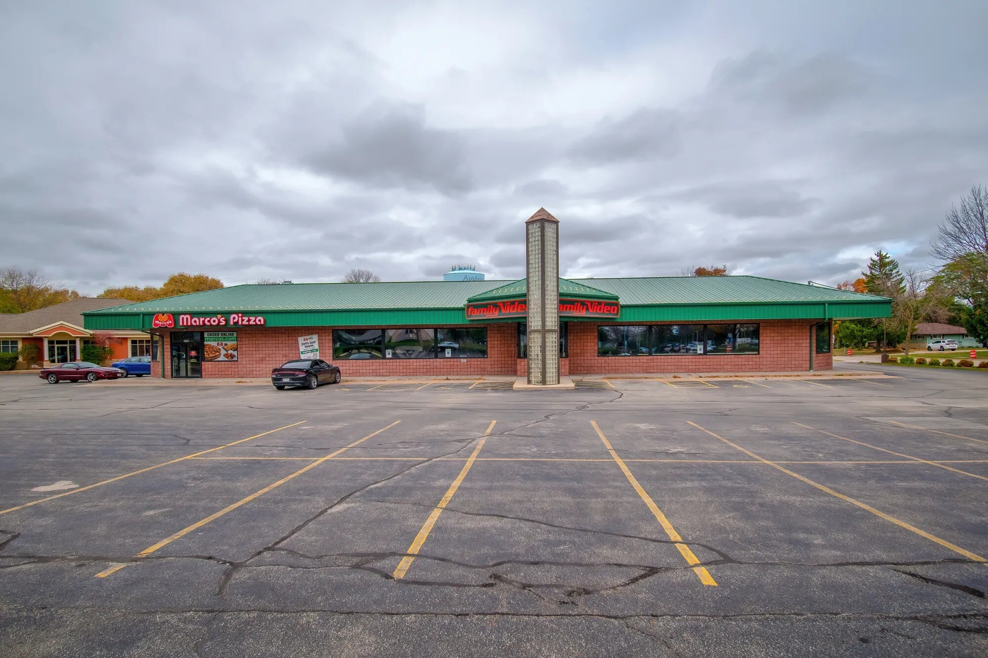 2700 E Calumet St, Appleton, WI à louer Photo de l’immeuble– Image 1 sur 6