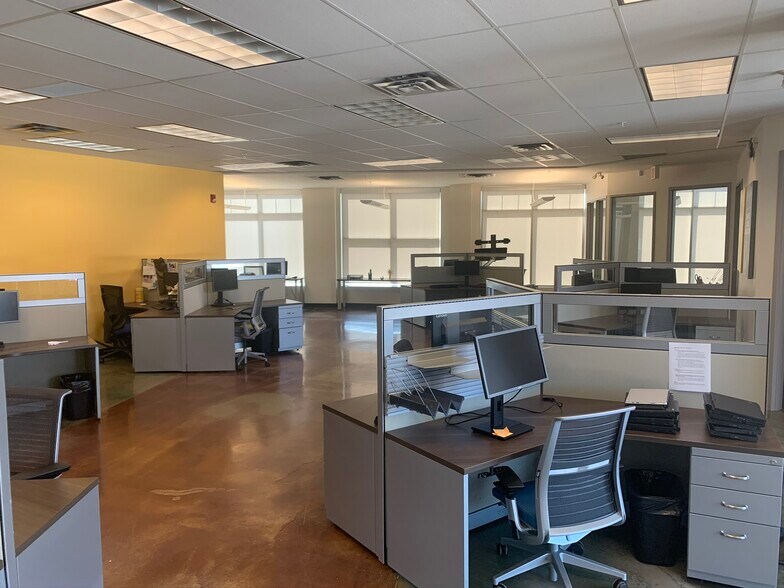 1170 Kensington Cres NW, Calgary, AB à louer - Photo intérieure – Image 3 sur 16