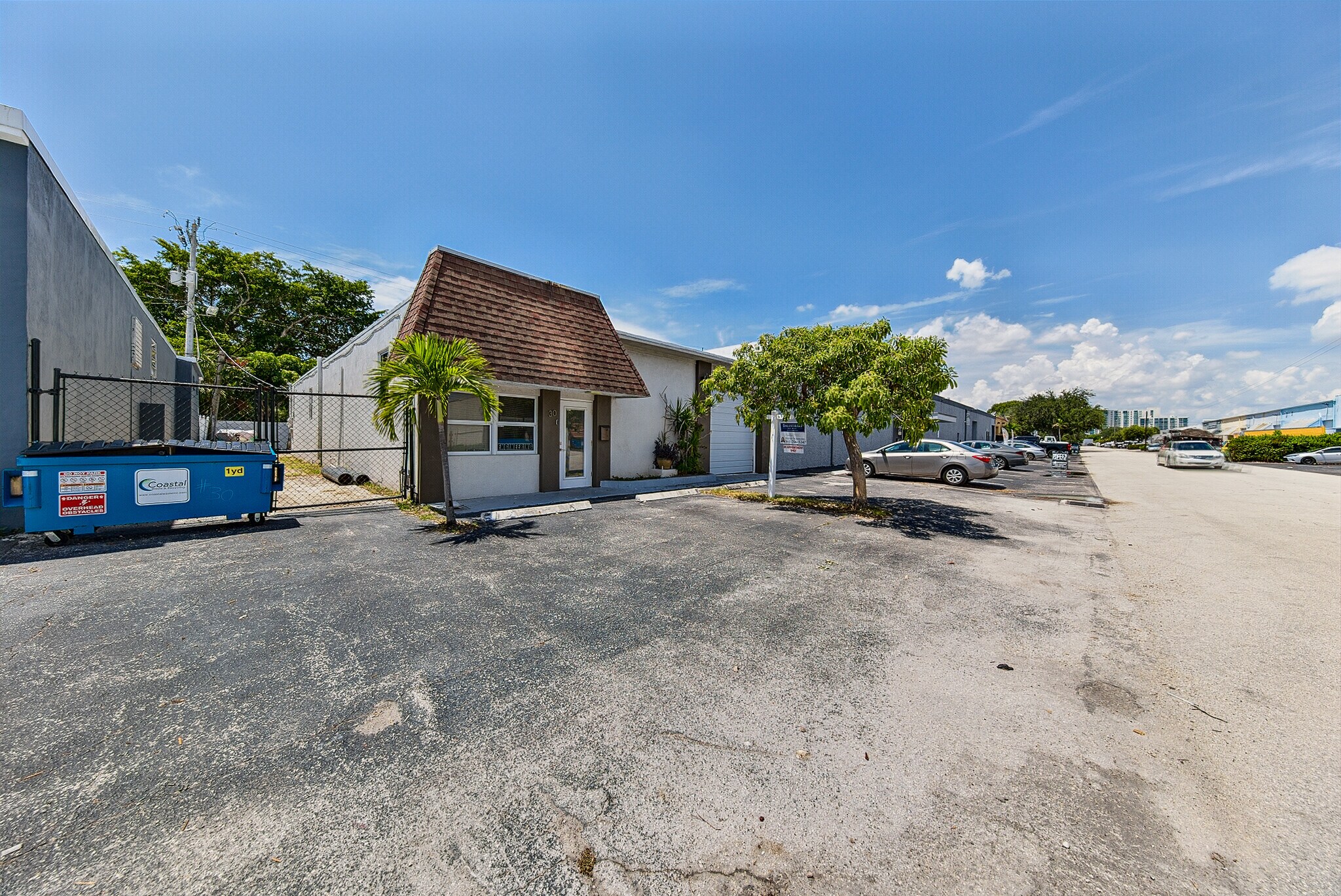 30 SW 5th Ct, Pompano Beach, FL à vendre Photo de l’immeuble– Image 1 sur 16