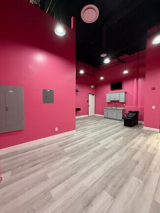 Plus de détails pour 1000 Railroad Ave, Pittsburg, CA - Local commercial à louer