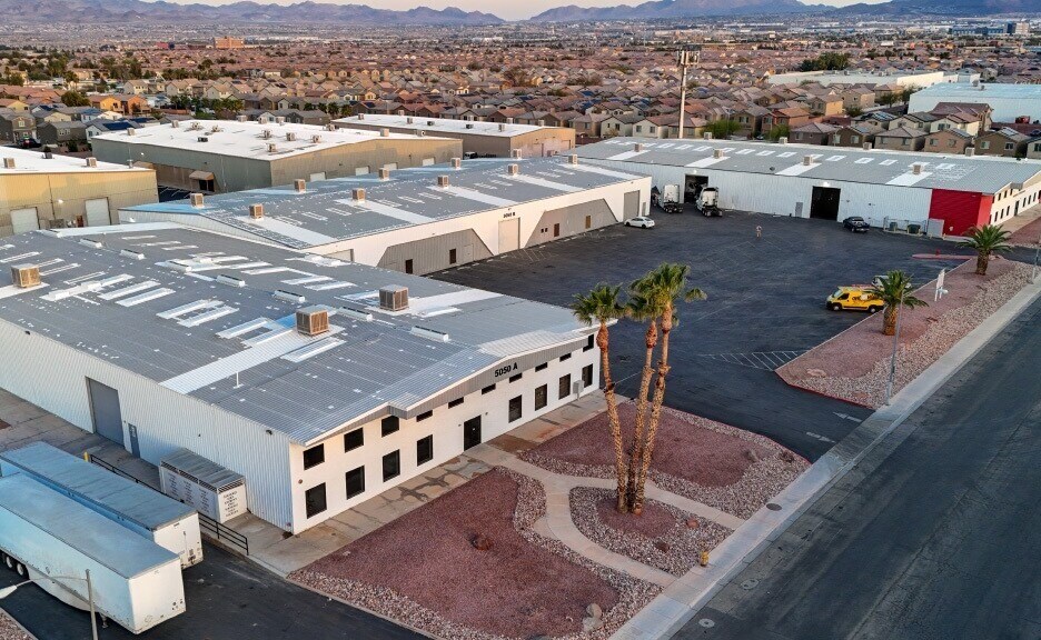 5220 Steptoe St, Las Vegas, NV à vendre - Photo de l’immeuble – Image 3 sur 4