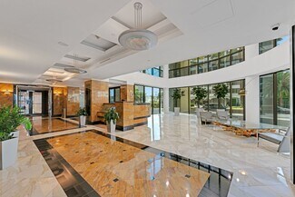 Plus de détails pour 75 Valencia Ave, Coral Gables, FL - Bureau à louer