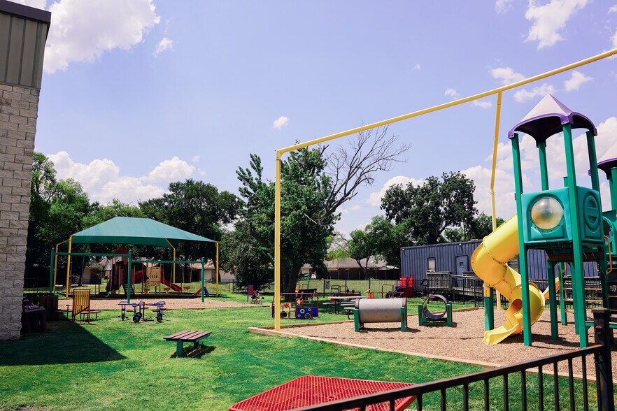 2705 Virginia Pky, McKinney, TX à vendre - Photo de l’immeuble – Image 3 sur 14