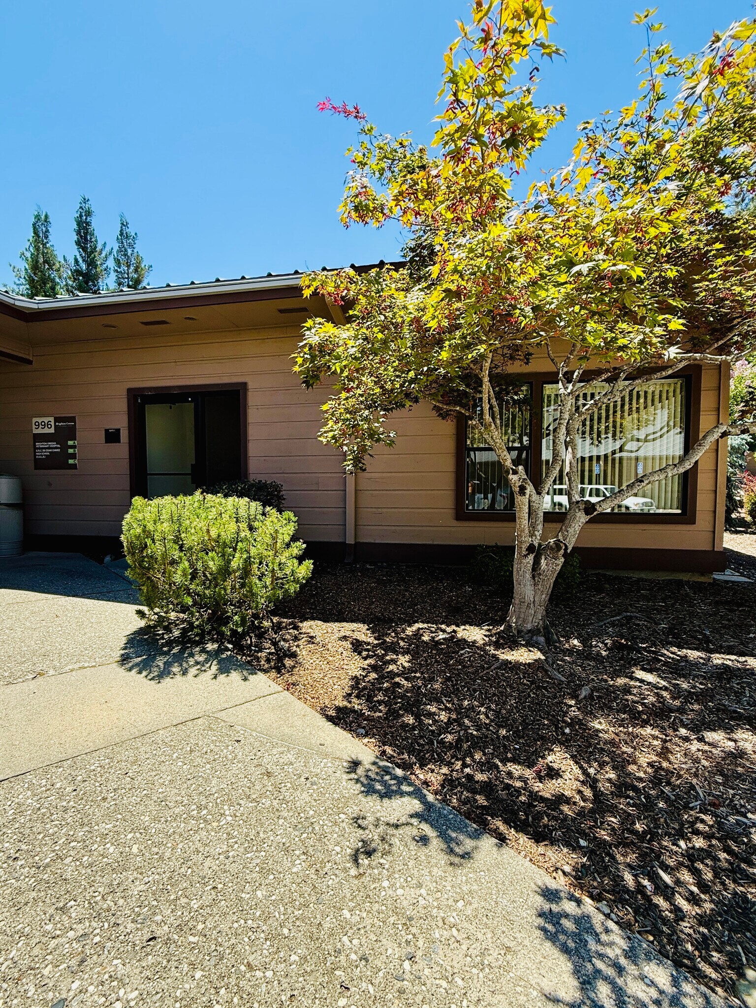 944 McCourtney Rd, Grass Valley, CA à louer Photo intérieure– Image 1 sur 7