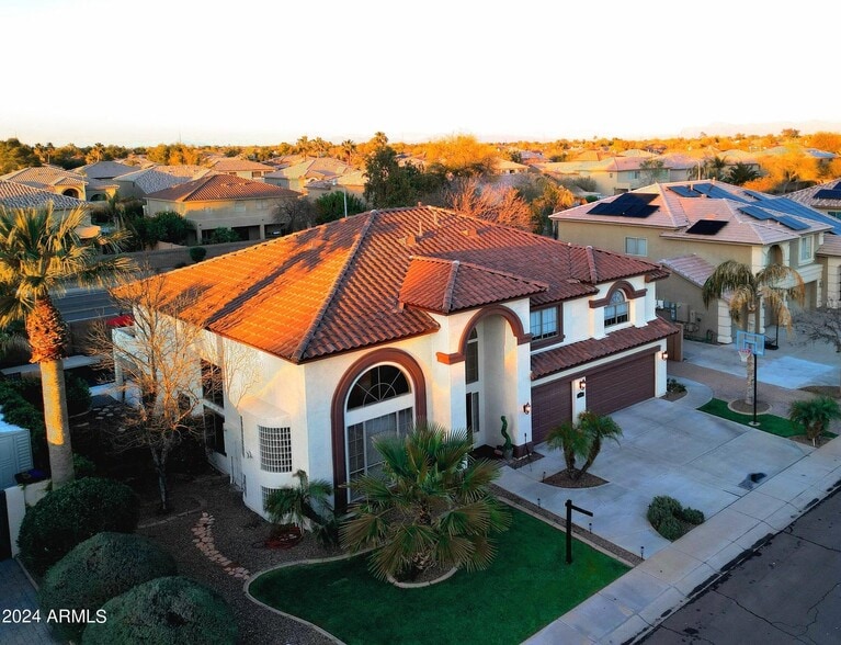 1330 E Lynx Way, Chandler, AZ à vendre - Photo de l’immeuble – Image 2 sur 38